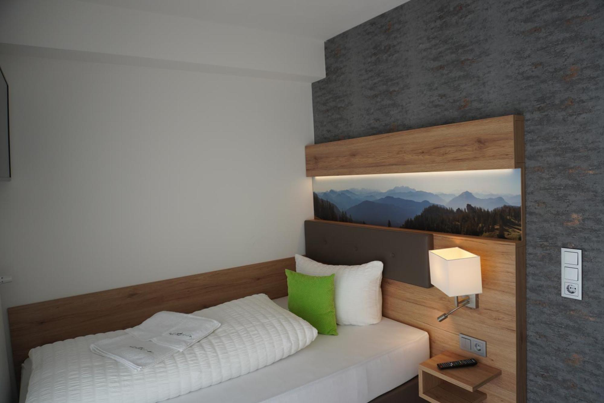 Hotel Talblick Добел Стая снимка